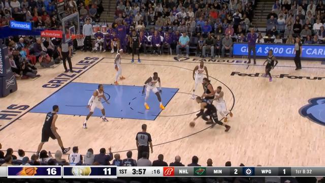 Dillon Brooks with a 2-pointer vs the Phoenix Suns