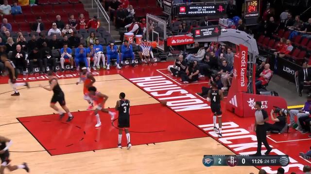 Jalen Williams with a first basket of the game vs the Houston Rockets