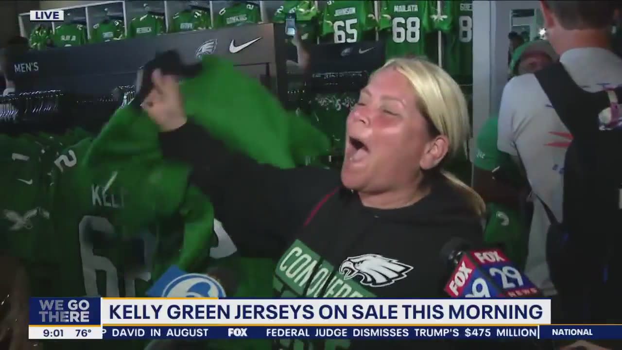 Eagles fans flock to Pro Shop for release of Kelly Green jerseys