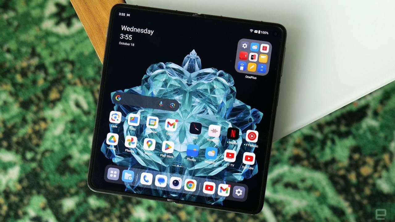 Best foldable phones 2023: top folding smartphones right now