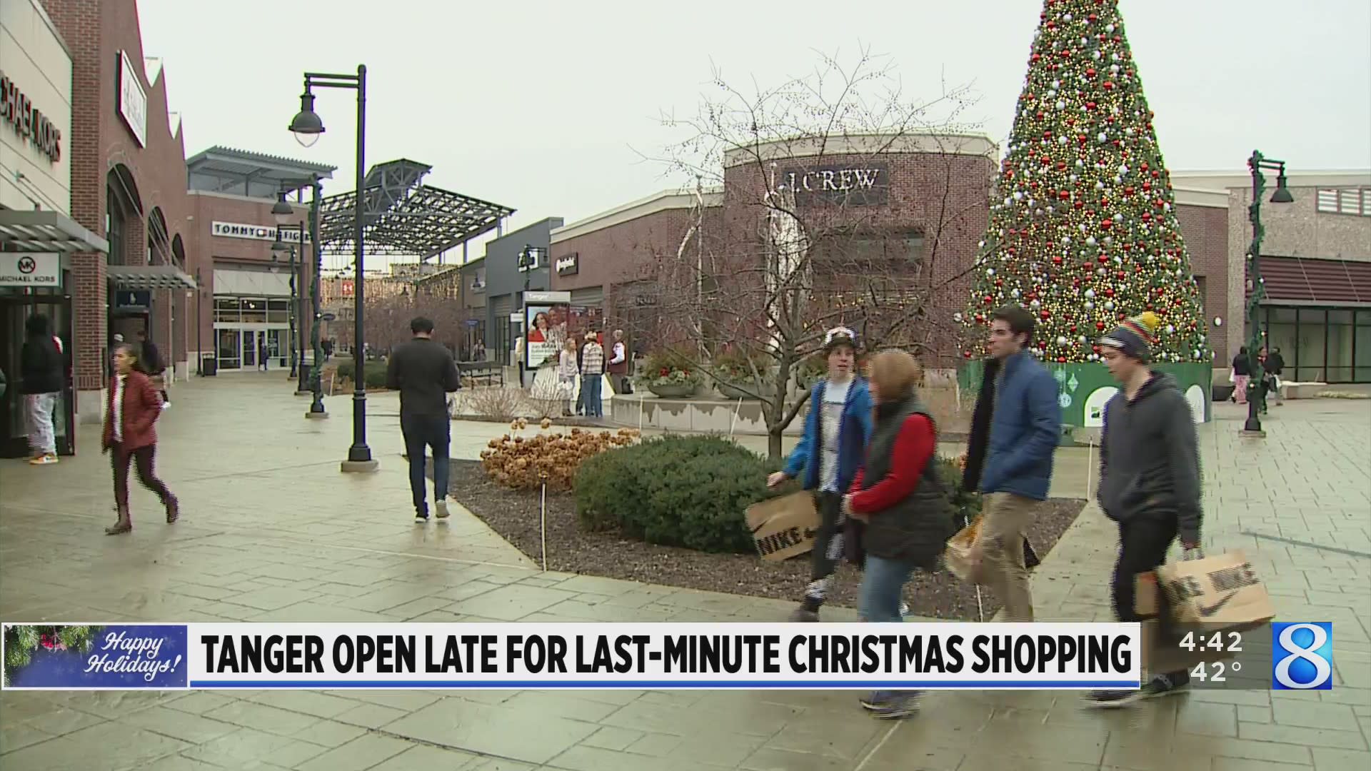 Tanger Outlets Rehoboth extends holiday shopping hours