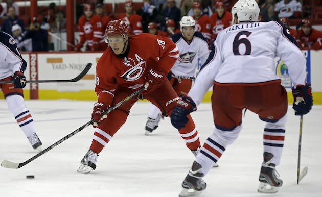 nhl jersey tuck