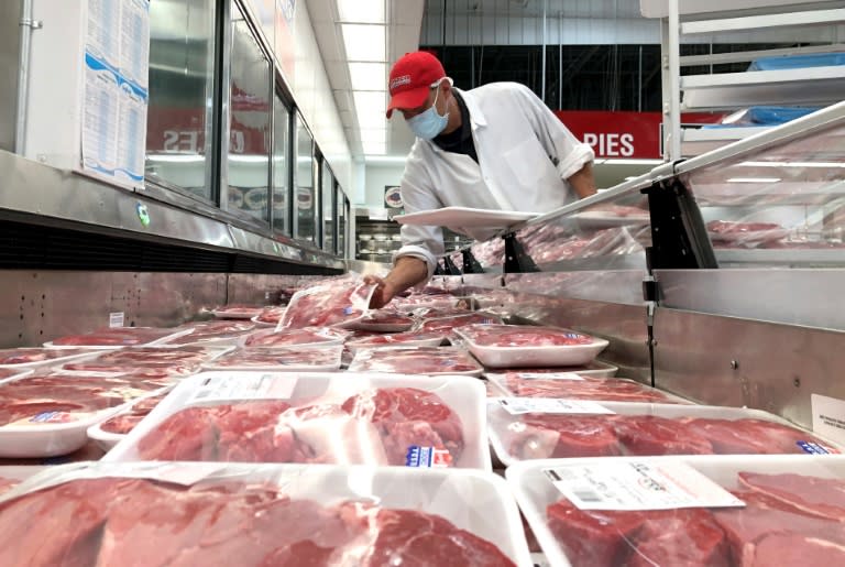 Researchers find biological links between red meat and colorectal cancer - Yahoo News