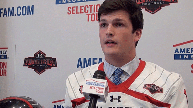 UA Jersey Presentation: Wilton Speight