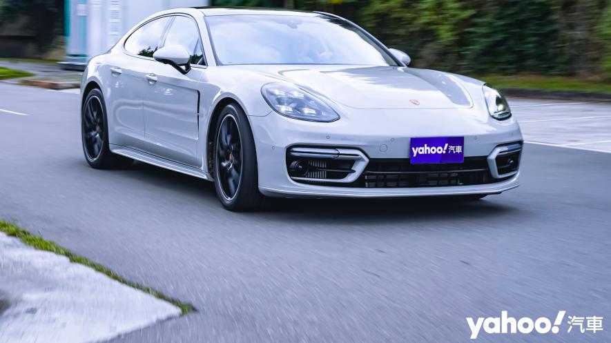 2022 Porsche小改款Panamera 4都會試駕，成熟大人的務實玩物！ - 1