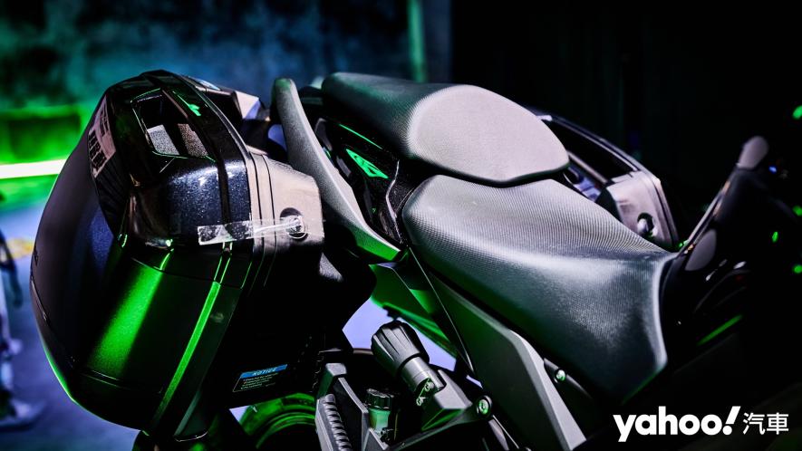 悍與舒適共存的絕對平衡！全新2020年式Kawasaki Ninja 1000SX旅跑新登場！ - 7