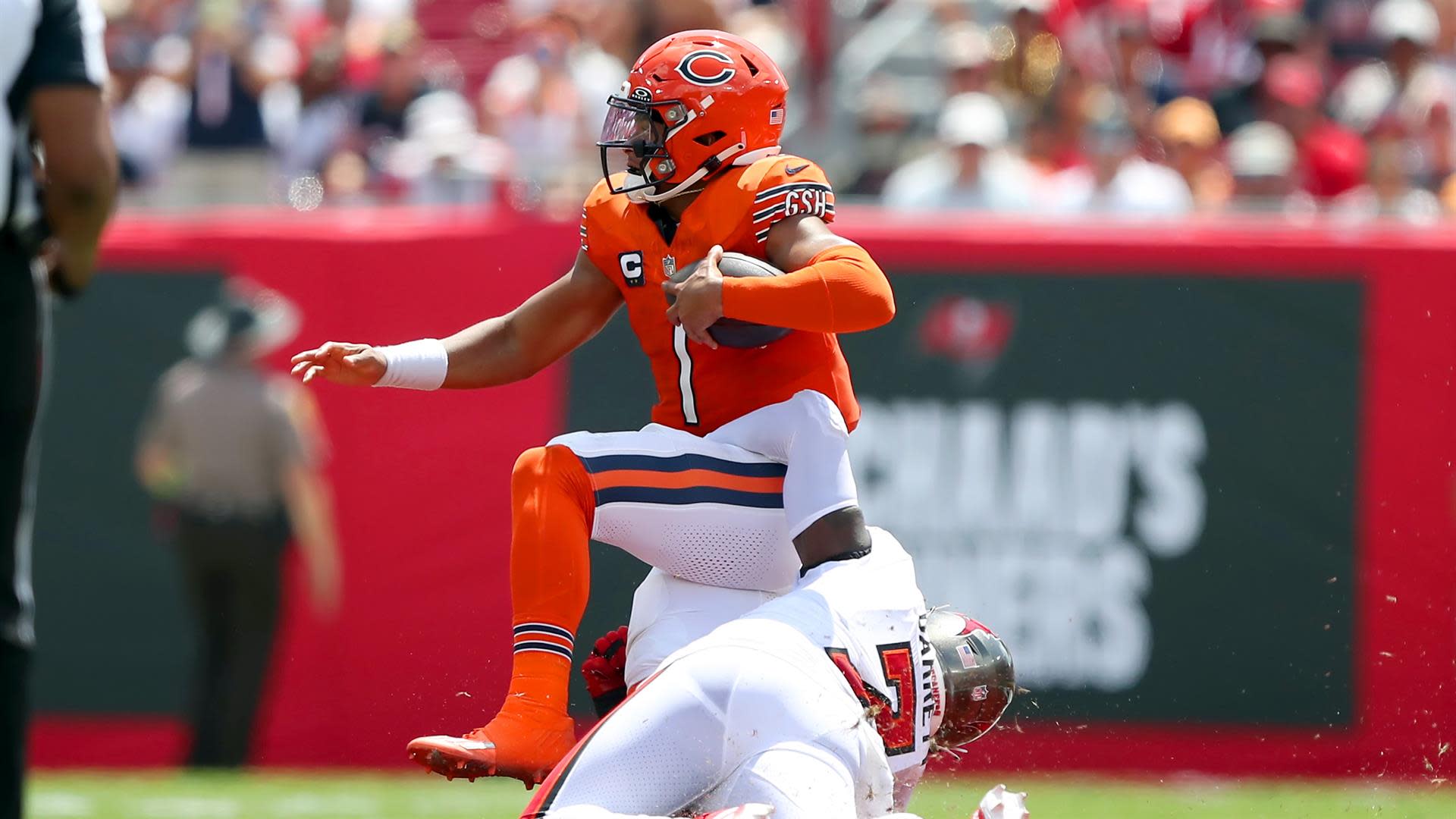 Justin Fields shows progress in loss to Vikings