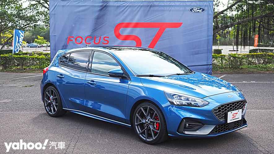 性能暴走、價格更暴走！2020 Ford Focus ST預接上陣136.9萬元起！ - 13