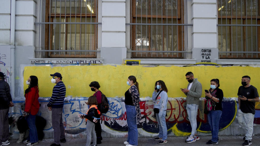 A la espera de los resultados, los chilenos estaban en desacuerdo por la propuesta de una nueva constitución