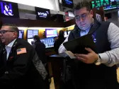 Markets: Nasdaq closes 180 lower, losses seen across tech