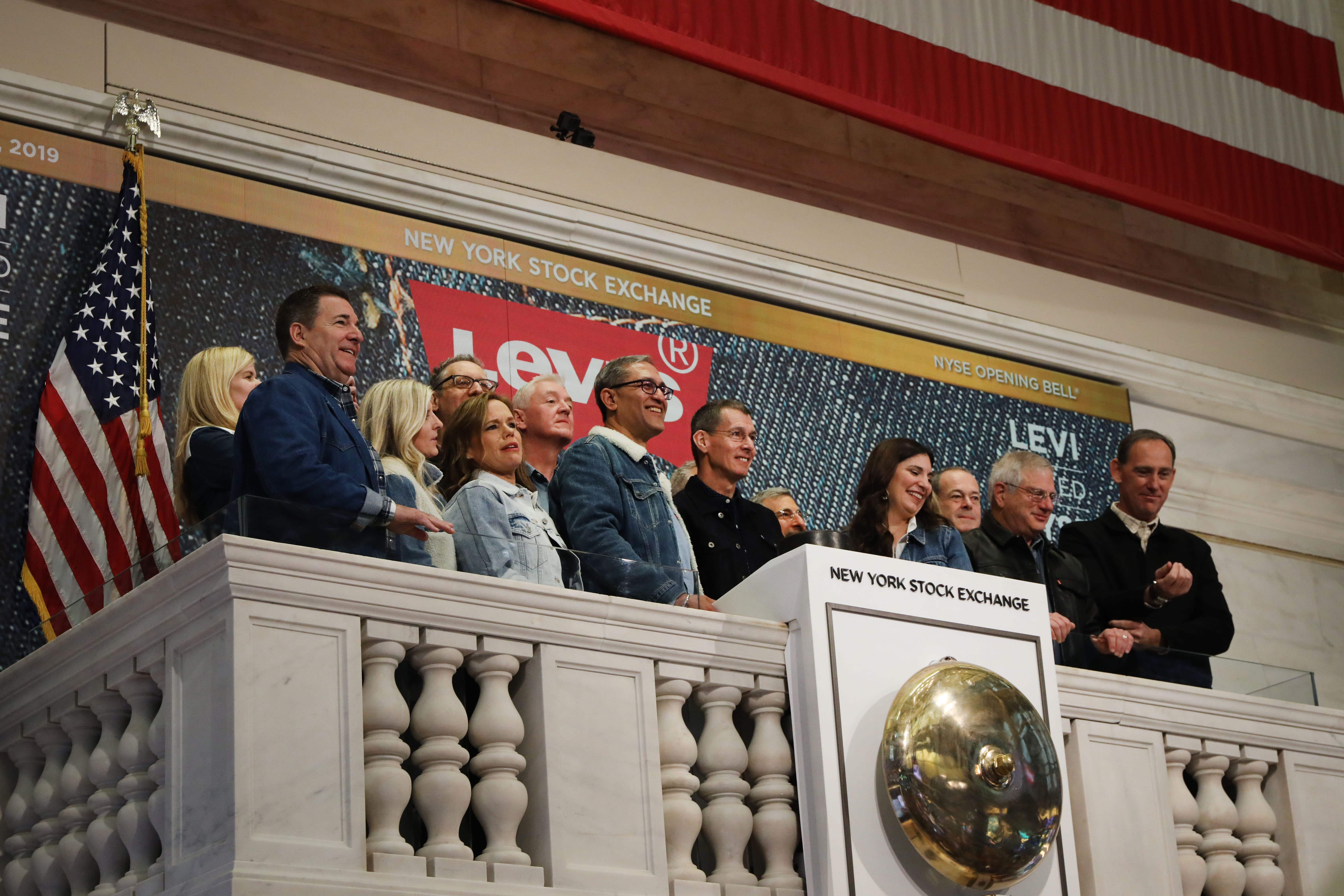 Levi Strauss returns to public markets, shares priced at $17 each