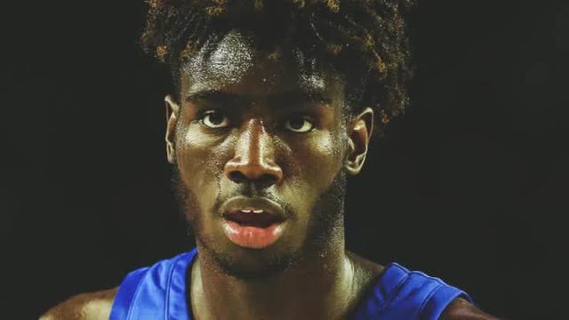 Former five-star recruit Kahlil Whitney leaving Kentucky