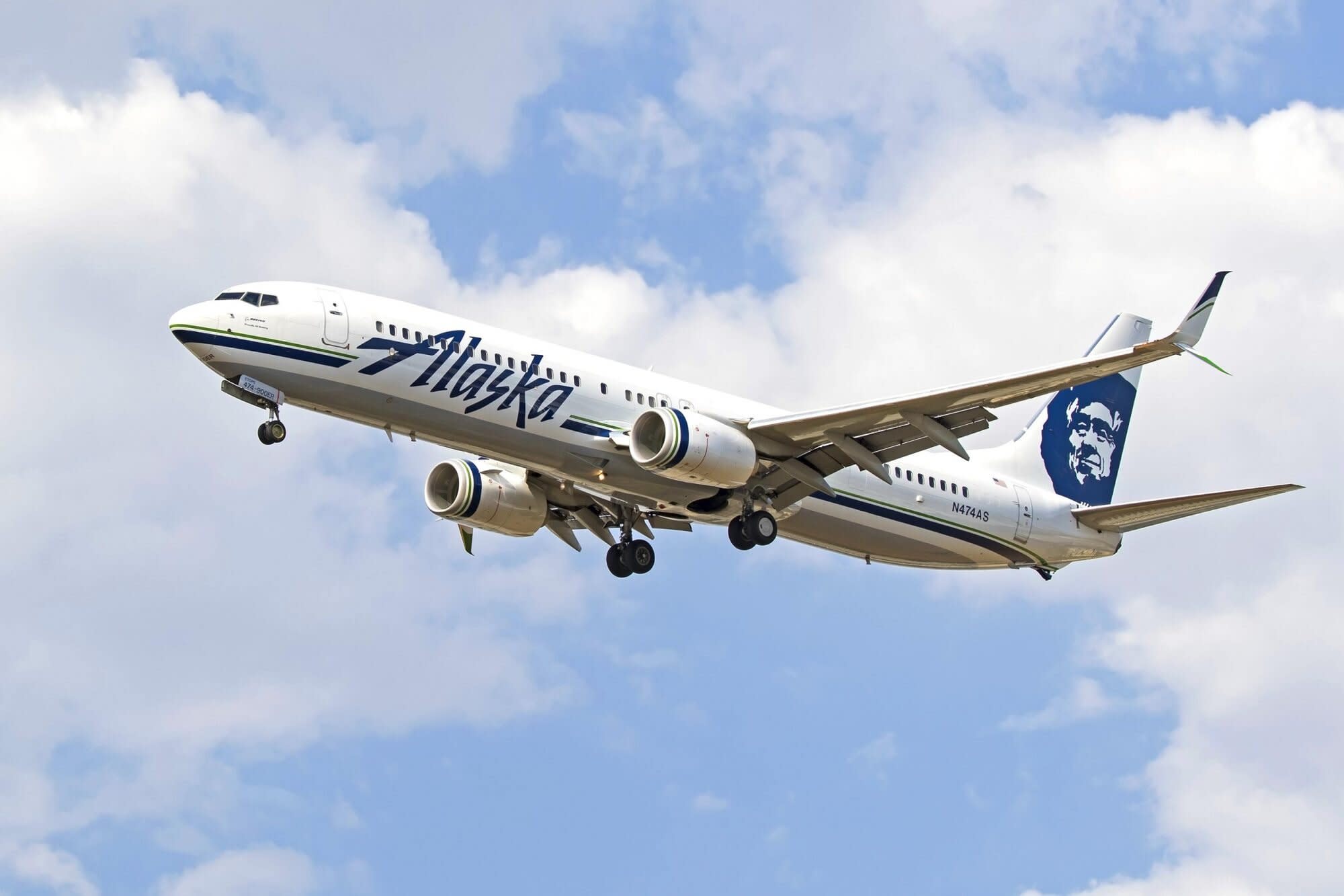 Alaska Airlines Announces Ban on Emotional Support Animals