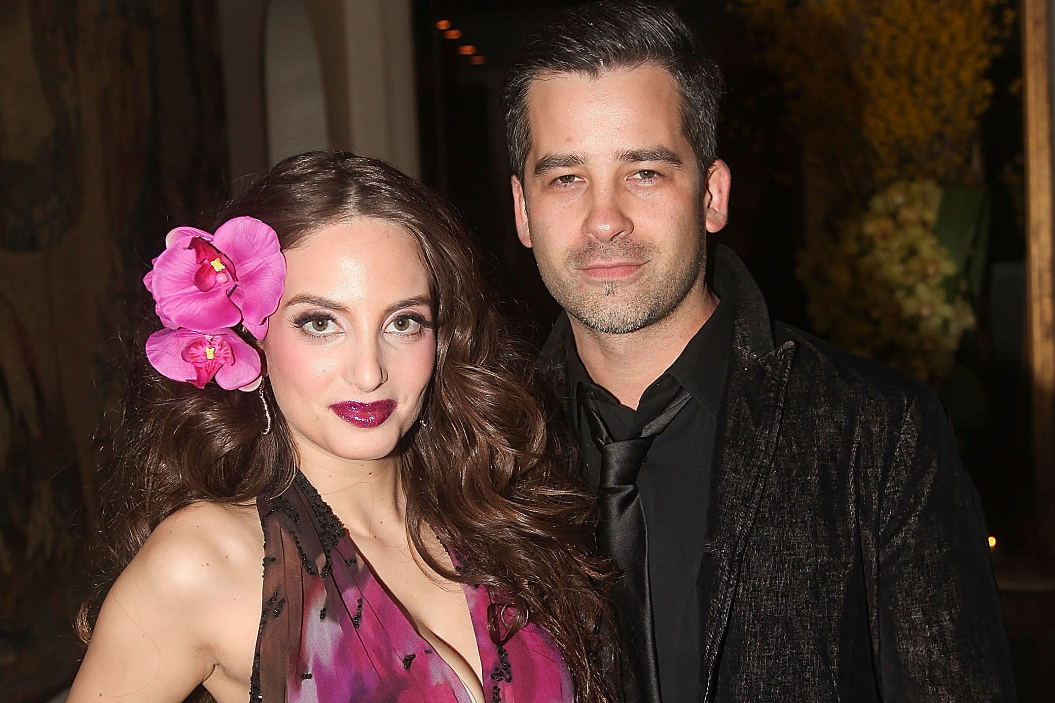 Billy Joel And Christie Brinkleys Daughter Alexa Ray Joel Is Engaged See Her Huge Ring Video 4355