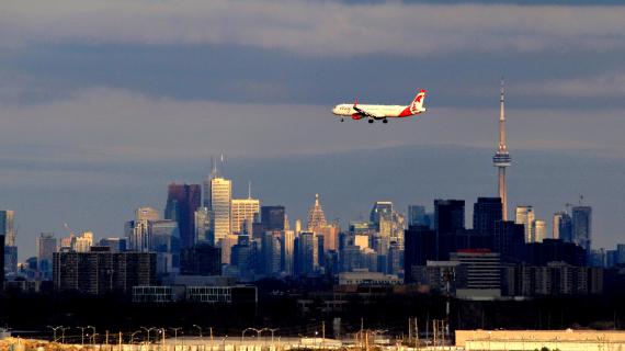 Financial experts see lower recession risk, slower rate cuts: BoC survey