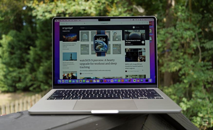 Is Apple's M2 MacBook Air Any Good for Games?