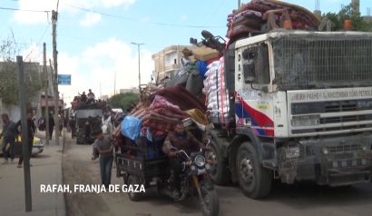 Miles" de camiones de alimentos quedan varados en Egipto tras el cierre de cruce de Rafah