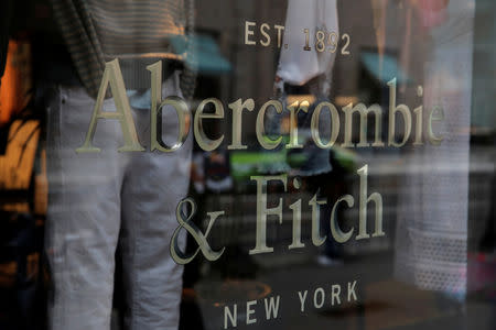 abercrombie and fitch manhattan