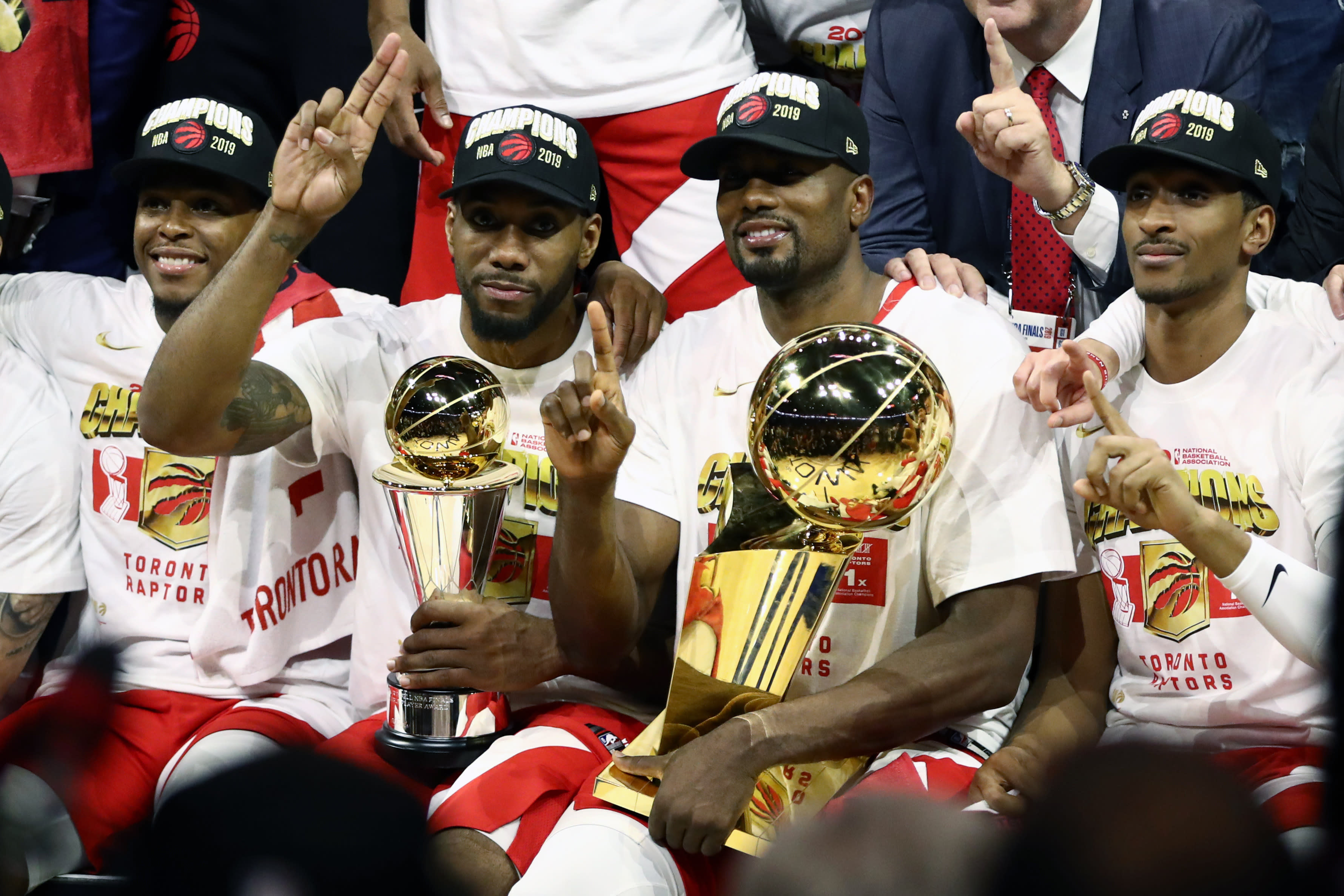 Все чемпионы нба. Toronto Raptors Champions. Чемпионства НБА. NBA Champions 2019. Торонто Рэпторс чемпионство 2019.