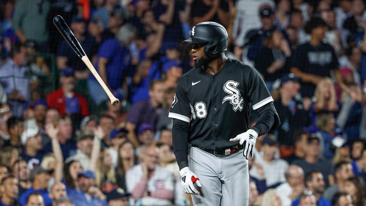 Luis Robert homers twice as White Sox pound Cubs 13-1 - The San Diego  Union-Tribune