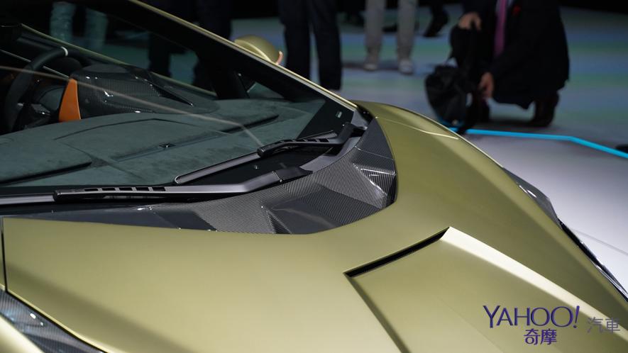 【2019法蘭克福車展】限量63部的終極一閃！Lamborghini Sián榮登油電王者之座 - 4