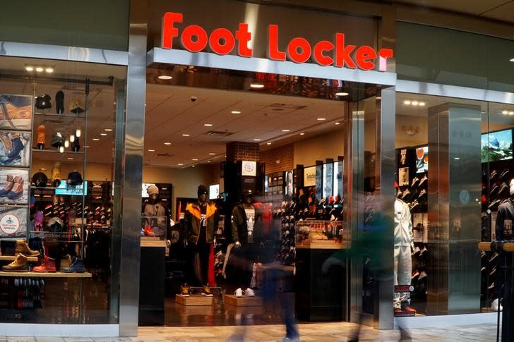 Why Sneakerheads Keep Nike Air Max in Their Foot Locker - Sneaker