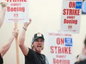 33,000 Boeing union members begin strike