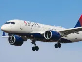 Delta Air Lines gives workers 5% raise, boosts starting pay