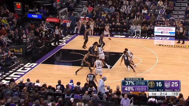 DeAndre Jordan with a dunk vs the Sacramento Kings