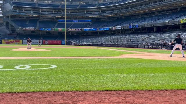 Yankees' Aaron Judge takes live BP at Yankee Stadium