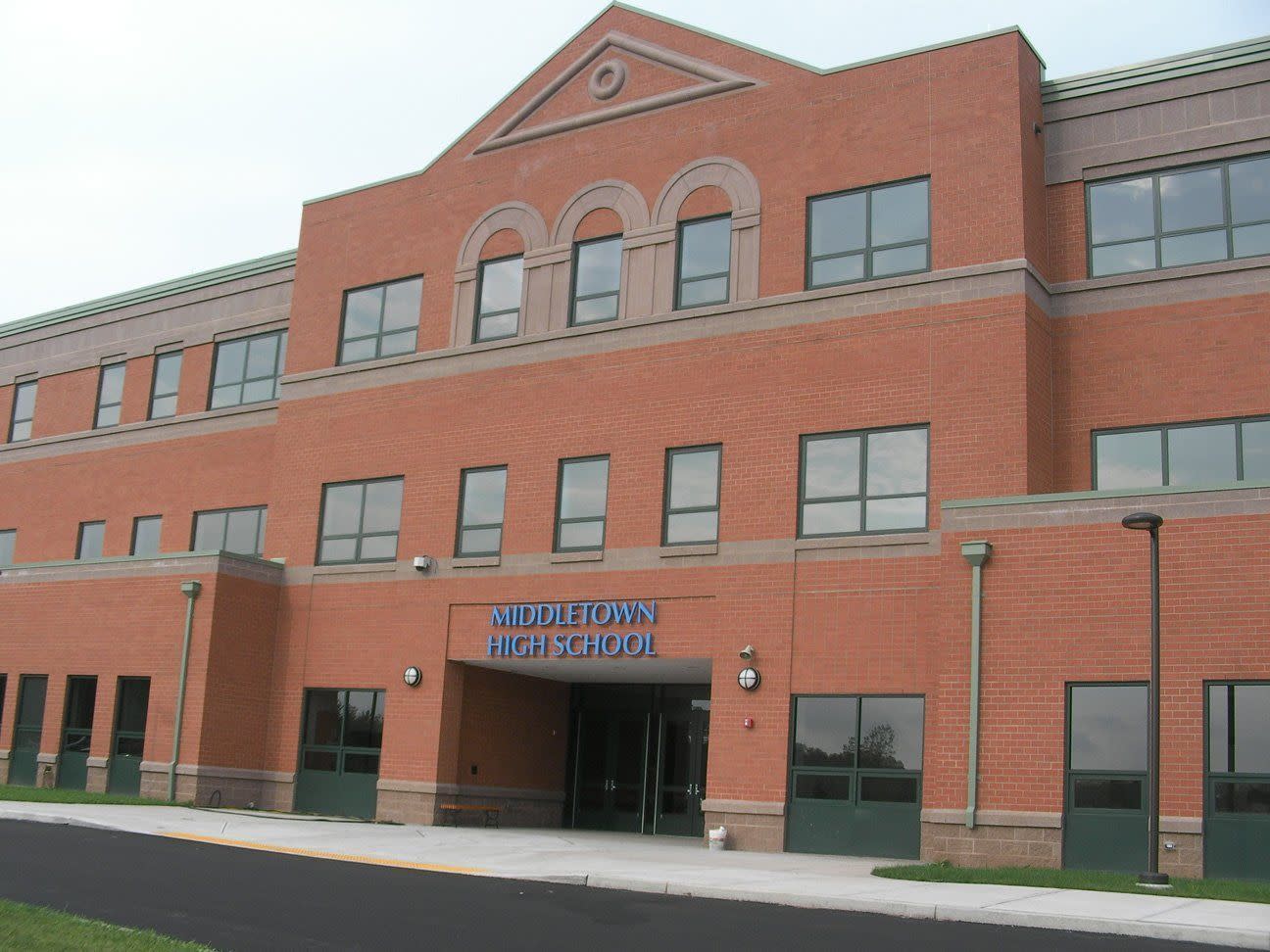 Middletown High School goes fully remote for two weeks due to COVID19