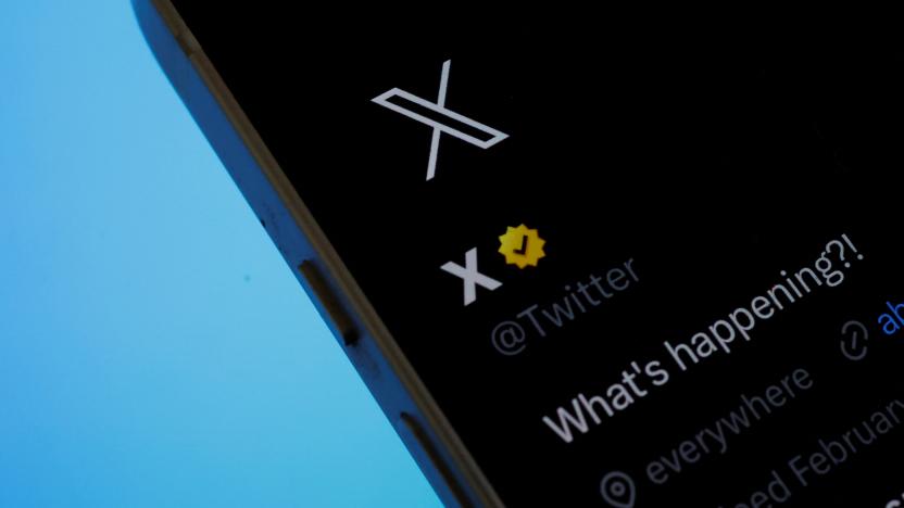 The new logo of Twitter is displayed on an iPhone in Galway, Ireland July 24, 2023. REUTERS/Clodagh Kilcoyne