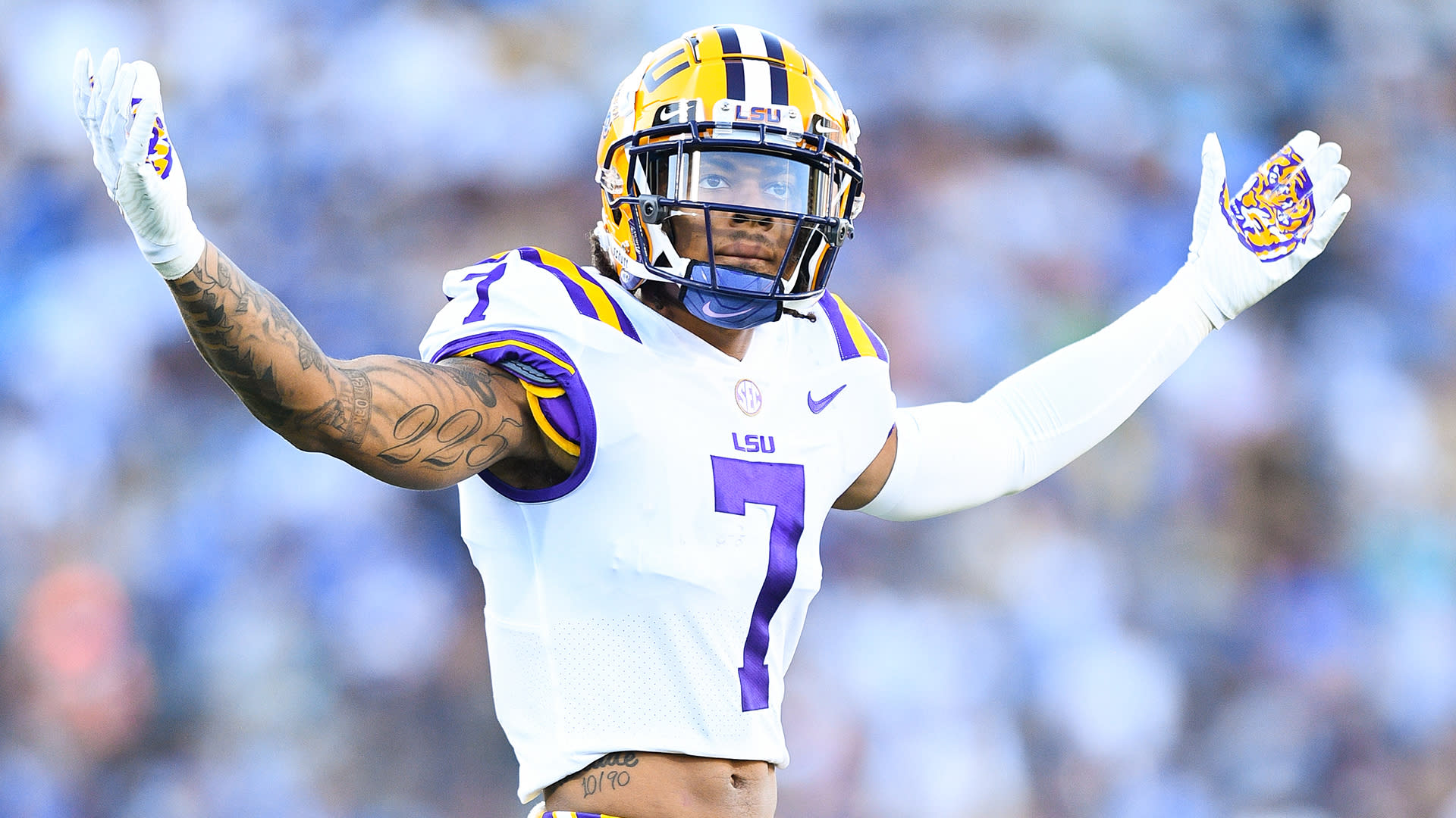 LSU's Derek Stingley Jr. named PFF's No. 2 prospect in 2022 NFL