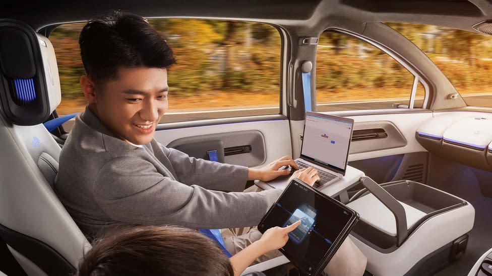 baidu-unveils-new-self-driving-taxi-in-china