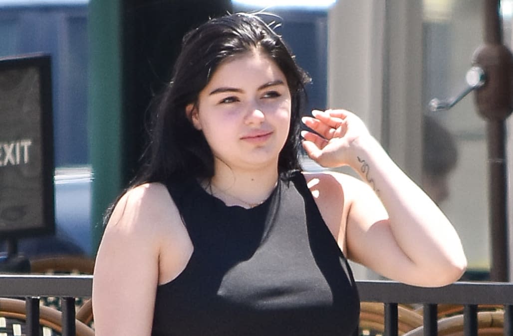 Ariel Winter S T Shirt Trolls Her Haters ‘do My Nipples Offend You