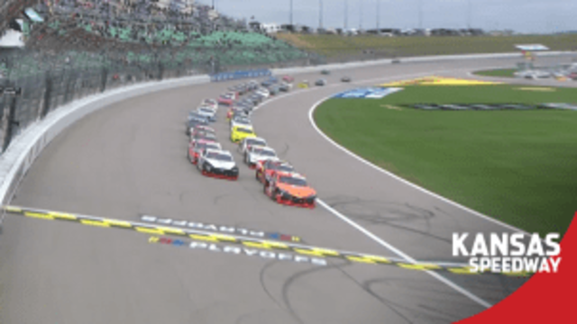 NASCAR Xfinity Series takes the green from Kansas Speedway