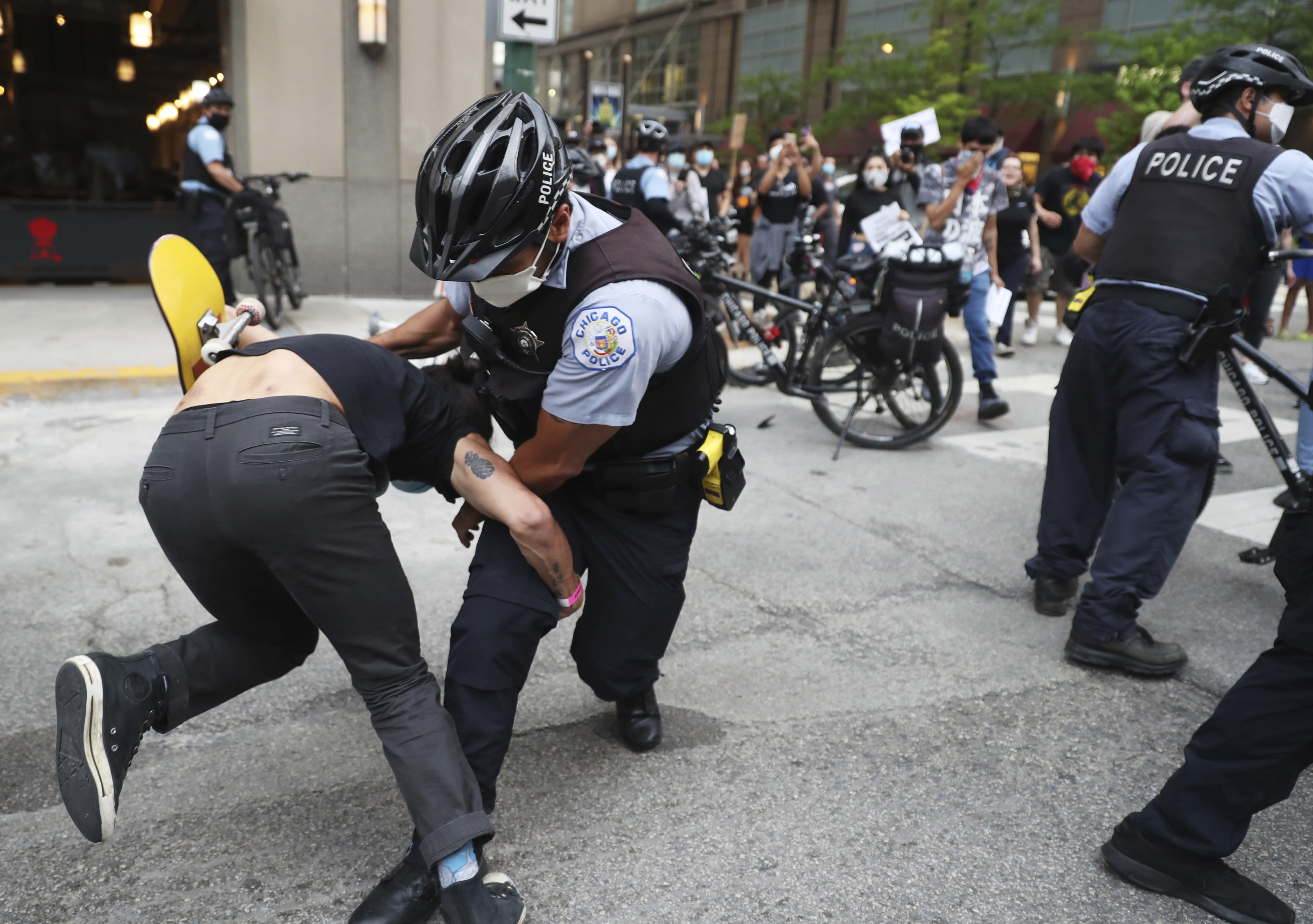 are they still protesting in chicago today