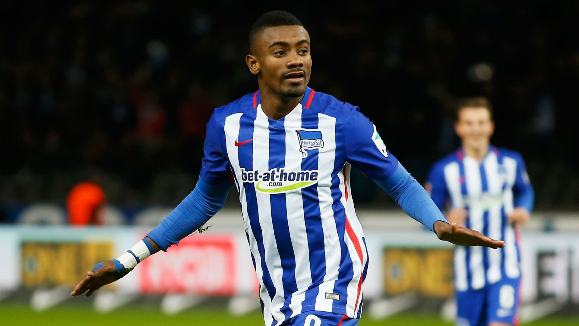 Résultat de recherche d'images pour "2. Salomon Kalou (Hertha Berlin)"