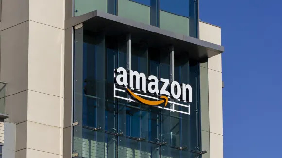 Amazon becomes 5th US company to surpass $2T in market cap