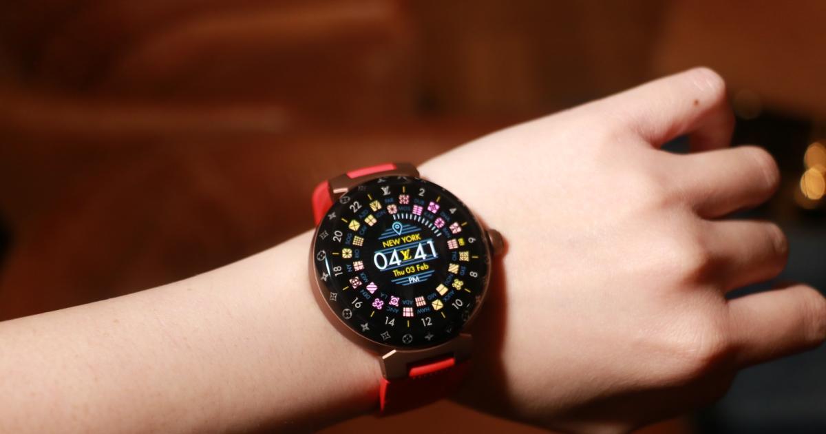 Tambour Horizon Light Up Connected Watch - Connected Watches
