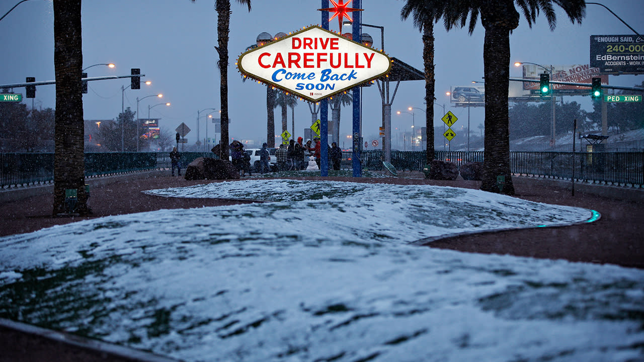 Storm dropping snow on Las Vegas; 1 inch reported at airport