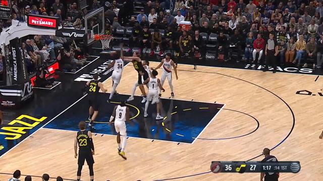 Walker Kessler with a dunk vs the Portland Trail Blazers