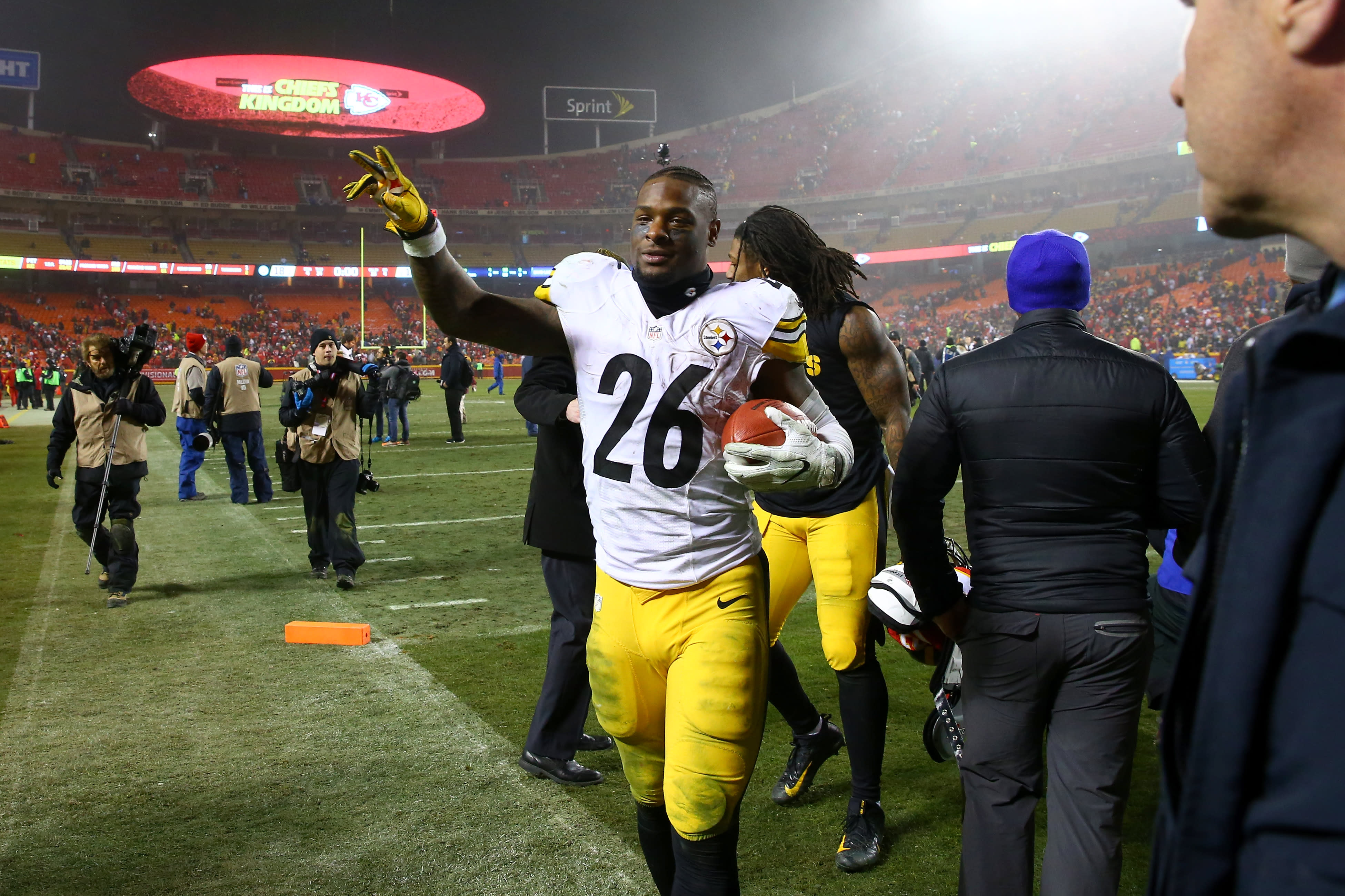 NFL free agency: Colts betting favorites to sign Le'Veon Bell for 2019