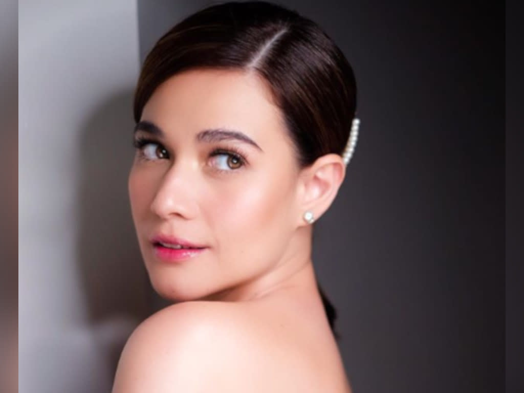 Abs Cbn Cancels New Series With Bea Alonzo