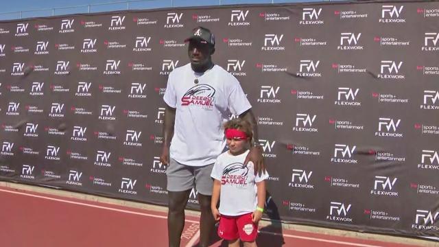 49ers star Deebo Samuel inspires at youth football camp