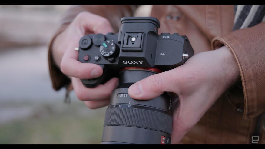 Sony unveils new entry-level a7 IV full-frame camera - Videomaker