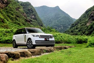 【一手試駕】層峰猛獸 Range Rover P615 SV LWB