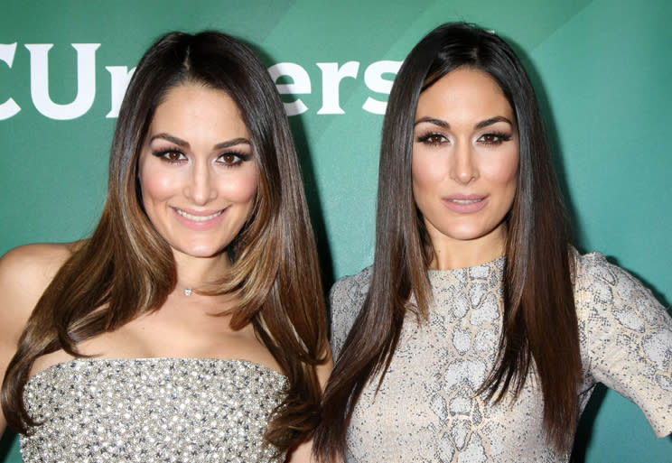 ‘total Divas Spinoff Starring The Bella Twins Set At E
