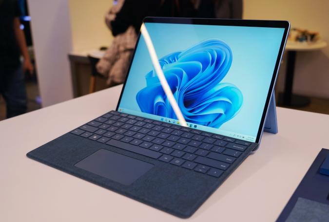 Microsoft Surface Pro 9 hands-on: Can Intel and ARM models live in ...