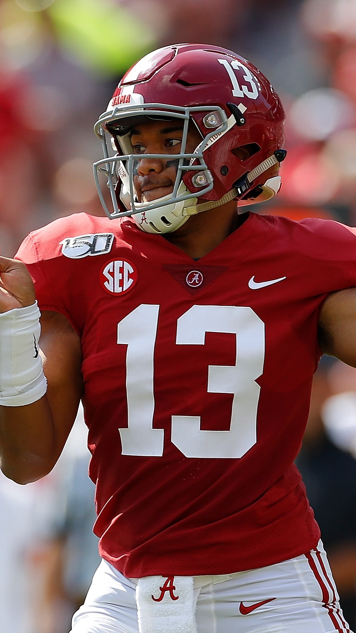 Trent Dilfer explains the difference between Tua Tagovailoa and Joe  Burrow do you agree?